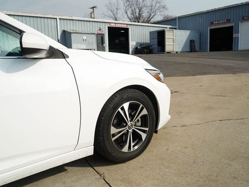 Used 2022 Nissan Sentra SV image 12