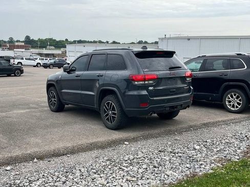 Used 2017 Jeep Grand Cherokee Trailhawk AWD/4WD image 5