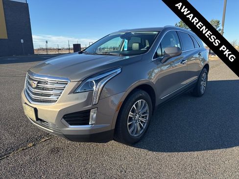 Used 2018 Cadillac XT5 Luxury w/ Driver Awareness Package image 1