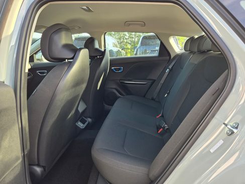 New 2026 Kia K4 LXS FWD image 35