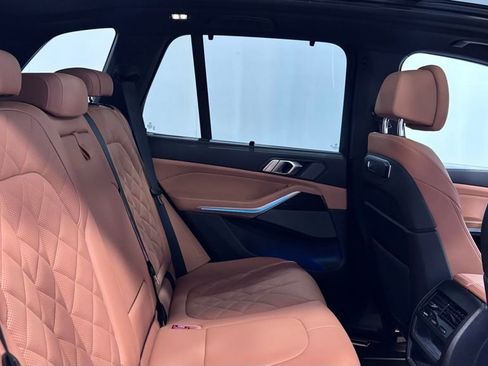 Used 2025 BMW X5 xDrive40i w/ M Sport Package image 24