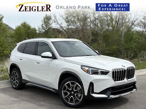 Used 2025 BMW X1 xDrive28i w/ Convenience Package image 1