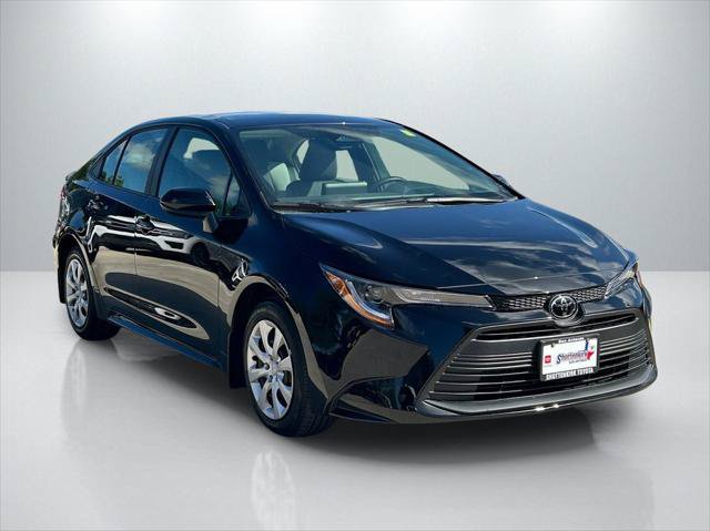 Certified 2026 Toyota Corolla LE FWD image 3