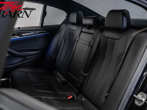 Used 2022 BMW M5 w/ Executive Package image 50