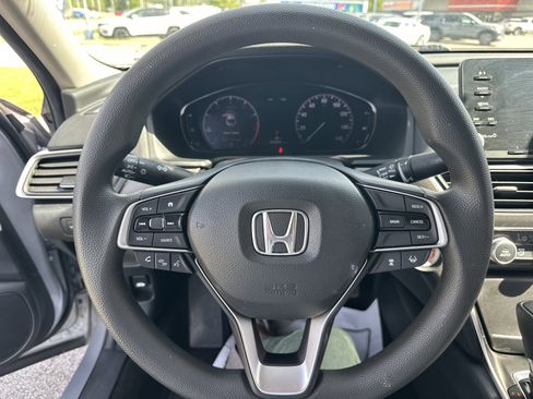 Used 2019 Honda Accord LX image 3