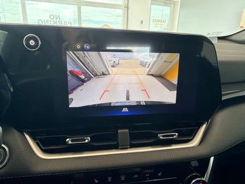 New 2026 Chevrolet Equinox LT AWD/4WD image 5