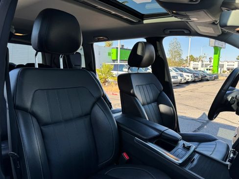 Used 2016 Mercedes-Benz GL 450 4MATIC image 21