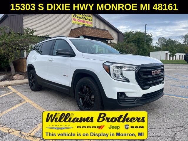 Used 2023 GMC Terrain AT4 w/ LPO, Floor Liner Package AWD/4WD image 1