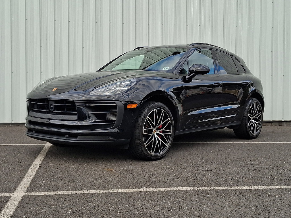 Used 2025 Porsche Macan S AWD/4WD image 1