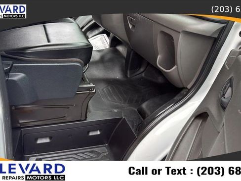 Used 2020 Ford Transit 250 Medium Roof AWD w/ Load Area Protection Package image 24