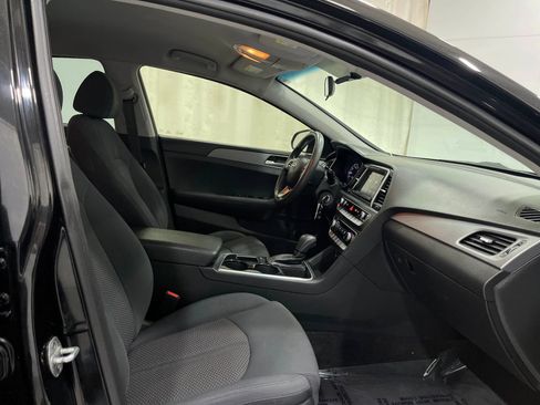 Used 2018 Hyundai Sonata SE FWD image 30