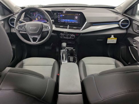 New 2026 Chevrolet Trax LT FWD image 16