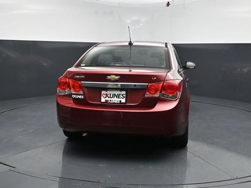 Used 2016 Chevrolet Cruze LT FWD image 8