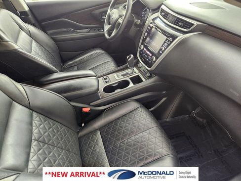 Used 2020 Nissan Murano Platinum AWD/4WD image 16