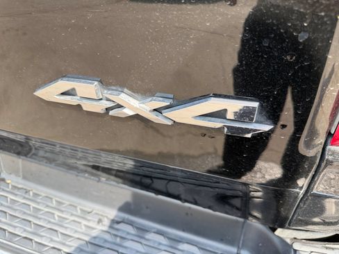 Used 2022 RAM 1500 Laramie AWD/4WD image 32