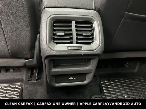 Used 2022 Volkswagen Taos SE image 12