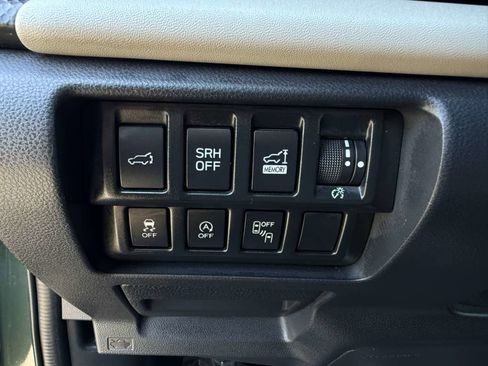 Used 2022 Subaru Forester Limited AWD/4WD image 16