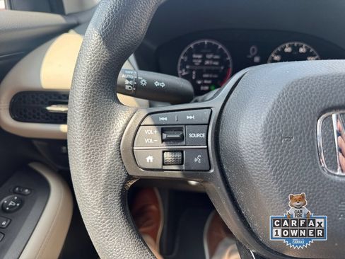 Certified 2025 Honda HR-V LX image 17