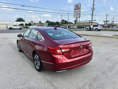 Used 2020 Honda Accord EX image 5