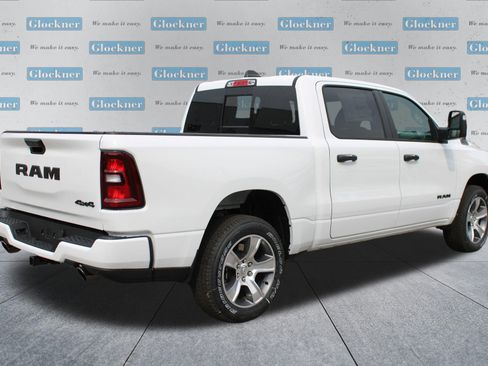New 2026 RAM 1500 Express AWD/4WD image 6
