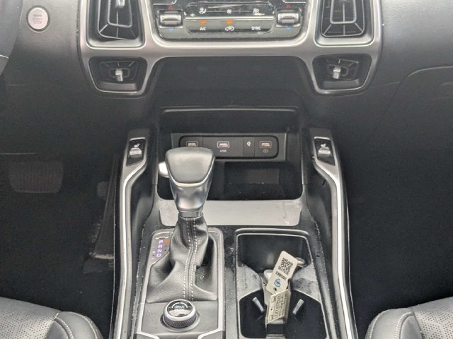 Used 2023 Kia Sorento EX w/ Panoramic Sunroof Package FWD image 20