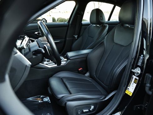 Used 2023 BMW 330i Sedan w/ Driving Assistance Package image 20