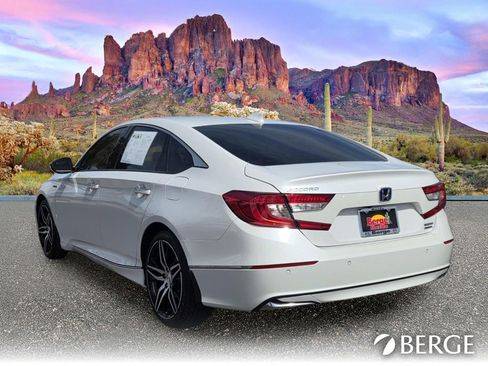 Used 2022 Honda Accord Touring image 4