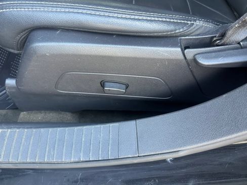 Used 2017 Jeep Patriot High Altitude AWD/4WD image 18