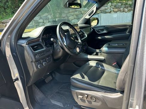 Used 2021 Chevrolet Tahoe LT w/ LT Signature Package AWD/4WD image 10