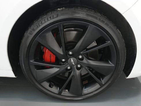 Used 2023 Genesis G70 3.3T w/ Sport Prestige Package image 11