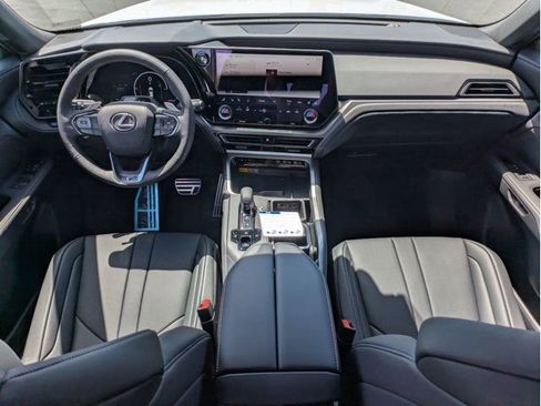 New 2026 Lexus TX 500h AWD image 19