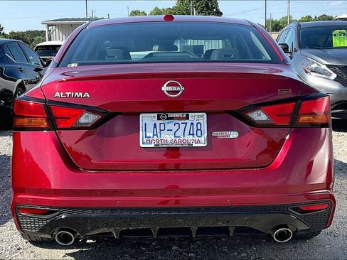 Certified 2024 Nissan Altima 2.5 SR w/ SR Premium Package FWD image 7