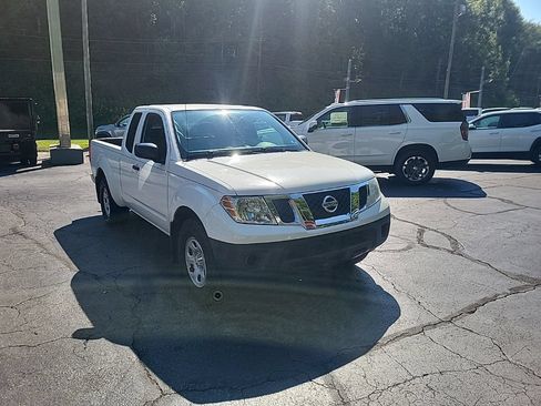Used 2020 Nissan Frontier S AWD/4WD image 4