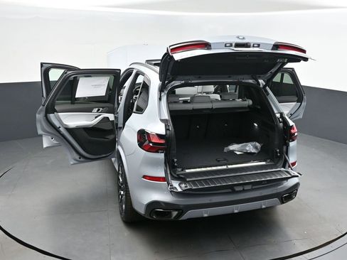 New 2026 BMW X5 xDrive50e w/ M Sport Package image 48