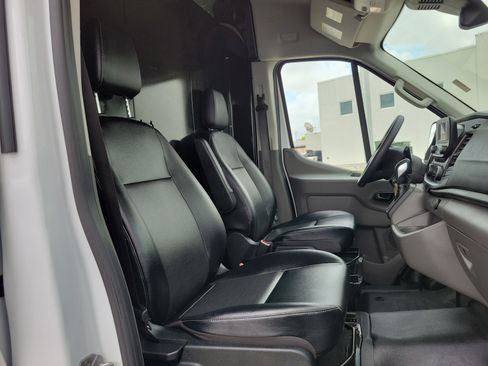 Used 2024 Ford Transit 250 148 Medium Roof w/ Load Area Protection Package RWD image 12
