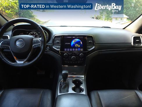 Used 2019 Jeep Grand Cherokee Limited AWD/4WD image 9