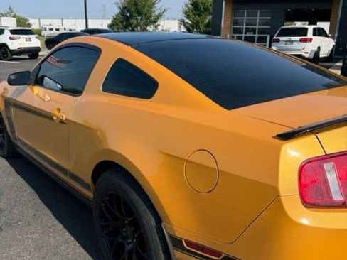 Used 2012 Ford Mustang Boss 302 w/ Boss 302 Accessory Pkg RWD image 8