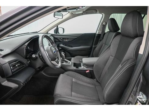 Used 2023 Subaru Outback Premium image 10