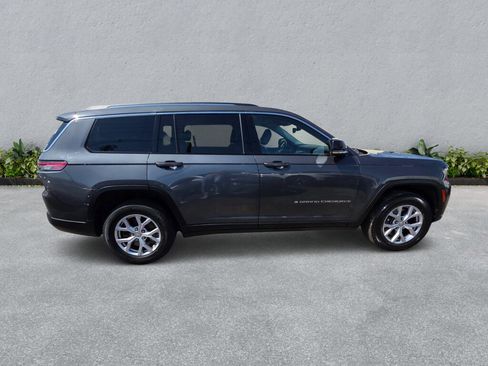 Used 2021 Jeep Grand Cherokee L Limited image 5