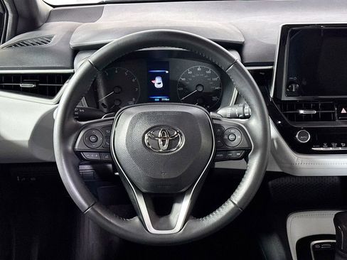 Used 2024 Toyota Corolla SE FWD image 13
