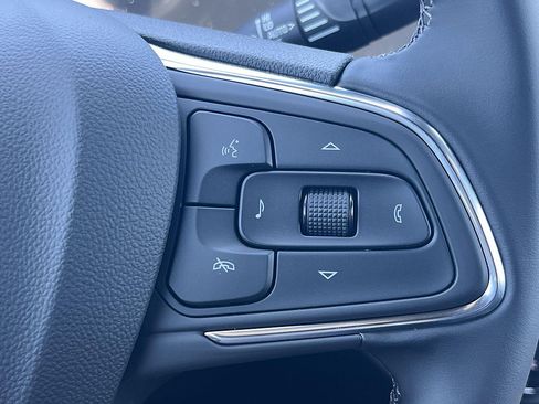 New 2026 Buick Envista Sport Touring w/ Convenience II Package FWD image 14