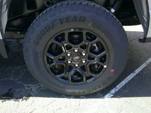 New 2025 Ford F150 XLT w/ Equipment Group 302A MID image 10