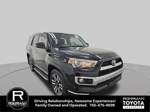 Used 2016 Toyota 4Runner SR5 AWD/4WD image 9