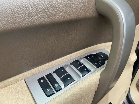 Used 2012 Chevrolet Silverado 1500 LT image 10