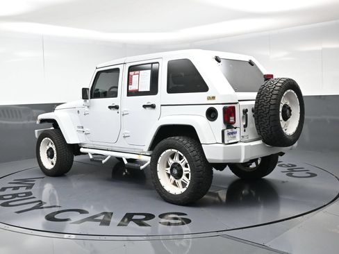 Used 2018 Jeep Wrangler Unlimited Sport S AWD/4WD image 19