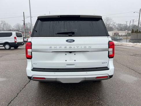 Certified 2024 Ford Expedition Max XLT image 6