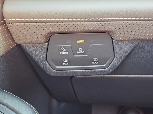 New 2026 Volkswagen Atlas SEL AWD/4WD image 11