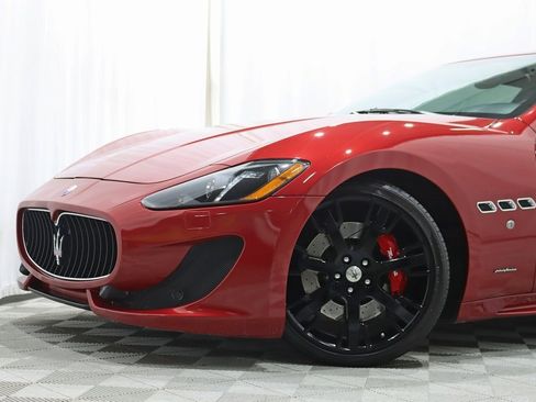 Used 2014 Maserati GranTurismo Sport image 3