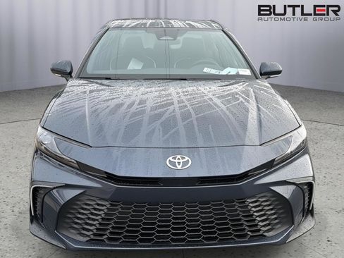 New 2026 Toyota Camry SE FWD image 8