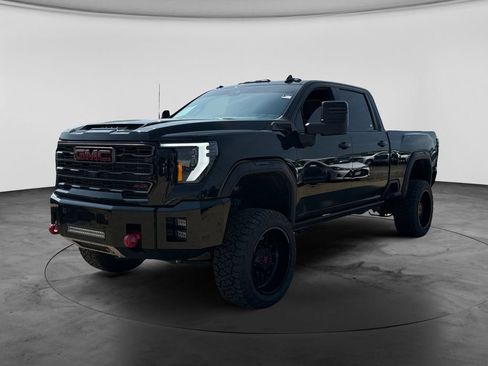 Used 2024 GMC Sierra 2500 AT4X AWD/4WD image 5